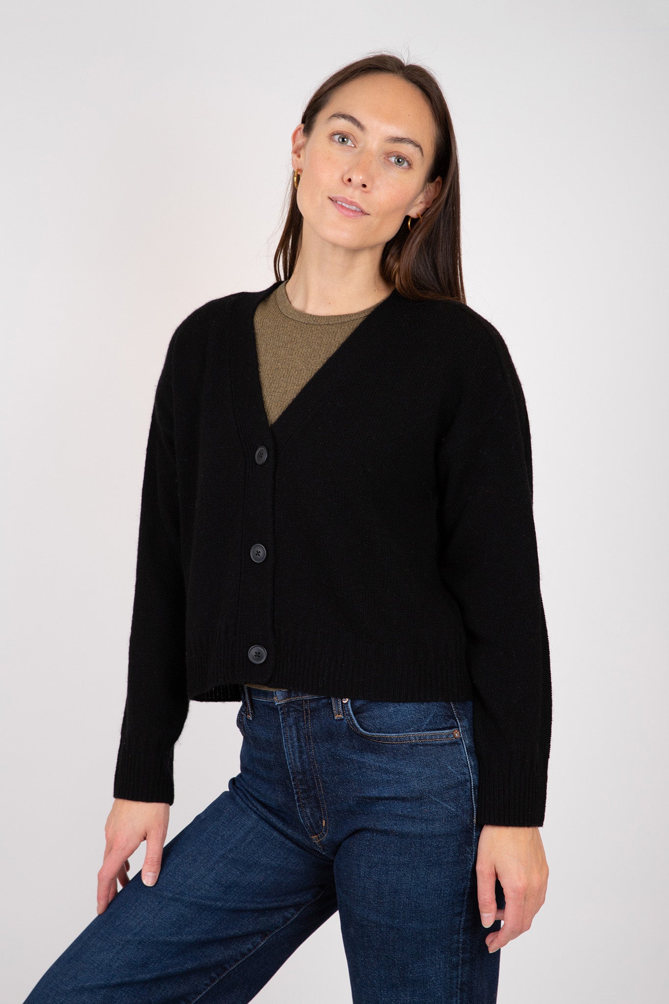    360-Cashmere-Robyn-Black