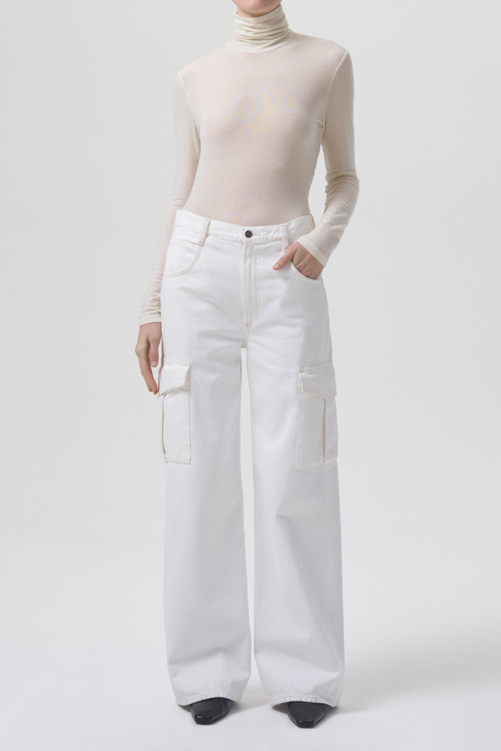 AGOLDE-Pascale-Turtleneck-Oat-Milk