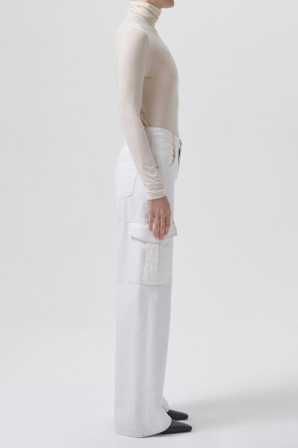 AGOLDE-Pascale-Turtleneck-Oat-Milk