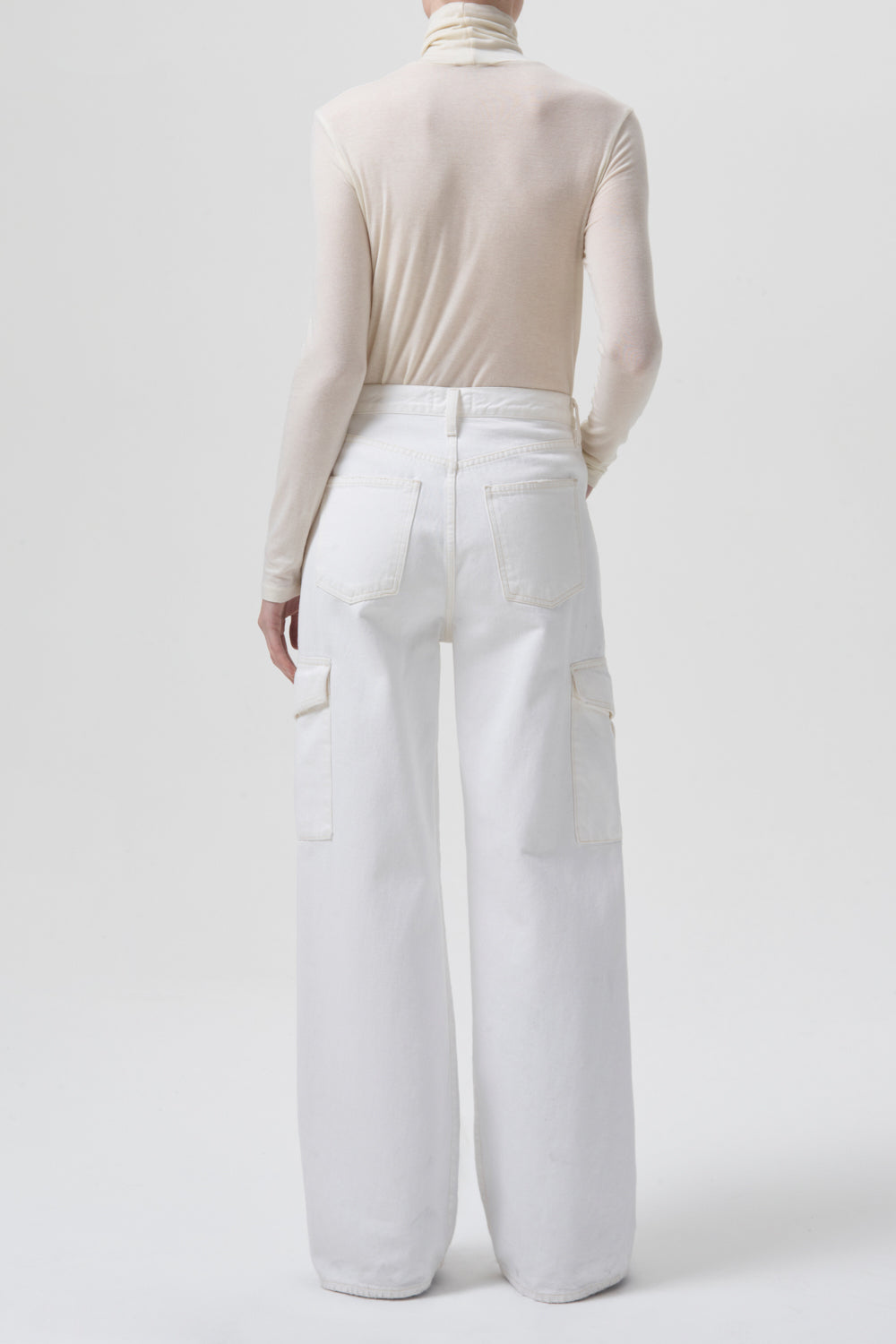 AGOLDE-Pascale-Turtleneck-Oat-Milk