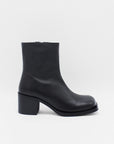    About-Arianne-Otis-Black