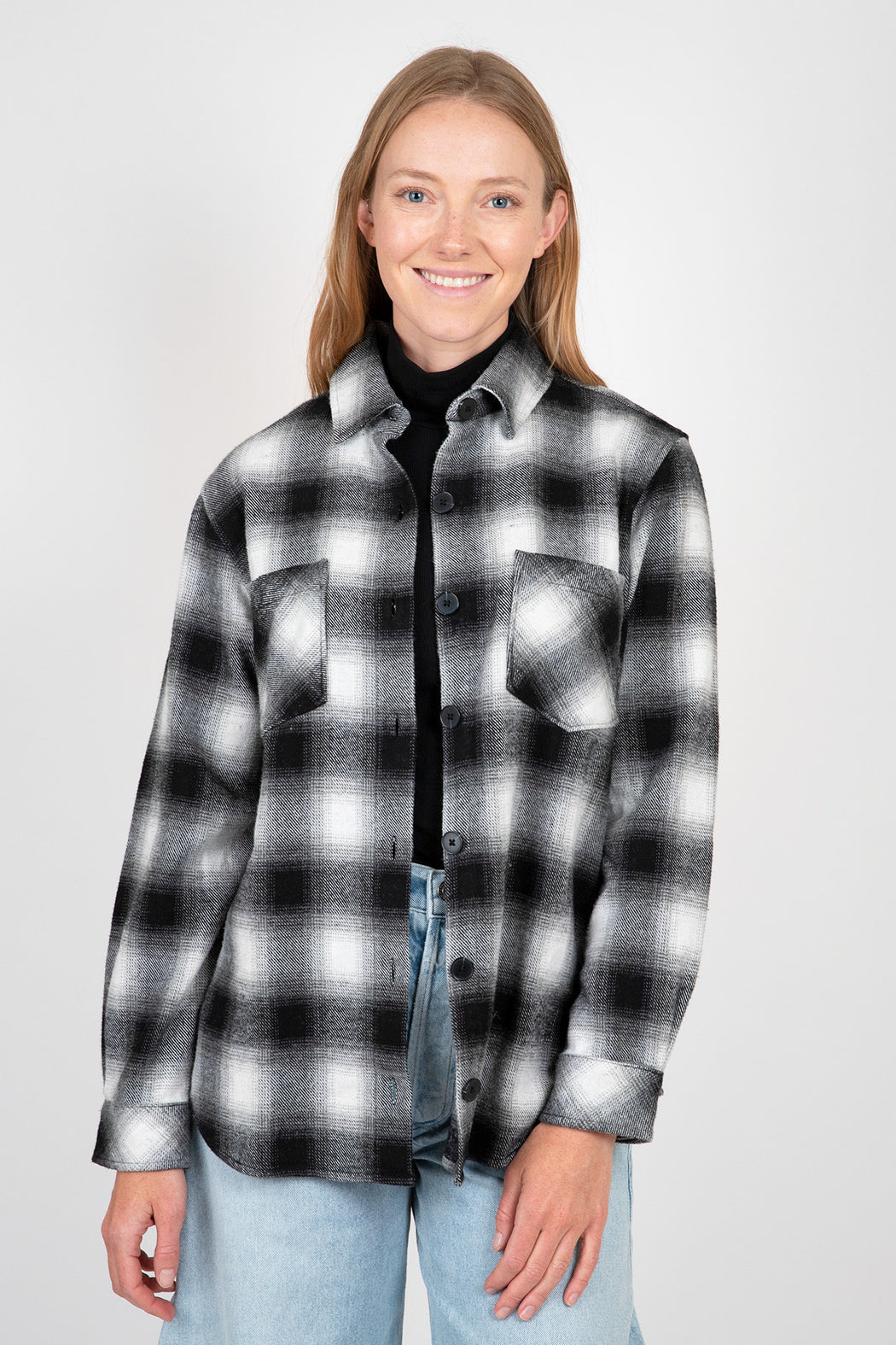 Bella-Dahl-Two-Pocket-Oversize-Shacket-Heritage-Black-Plaid