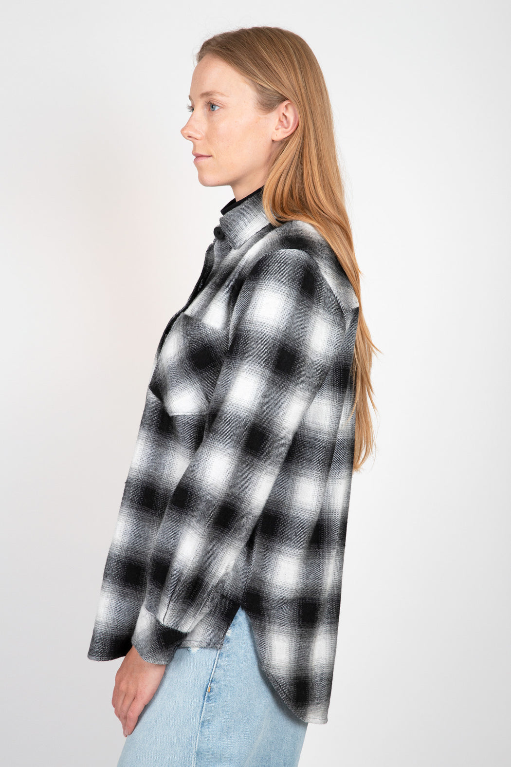 Bella-Dahl-Two-Pocket-Oversize-Shacket-Heritage-Black-Plaid