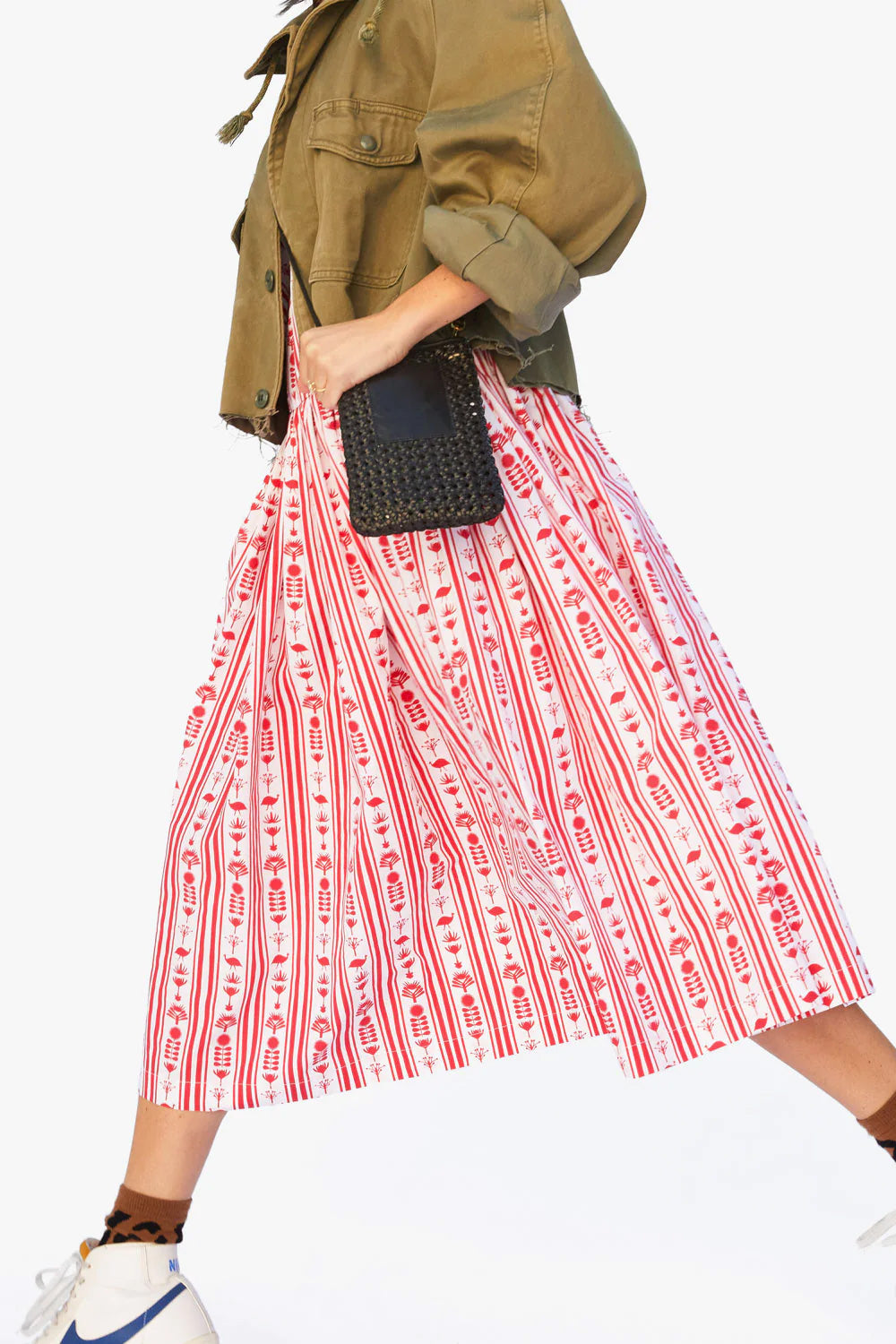Clare-V-Poche-Black-Rattan