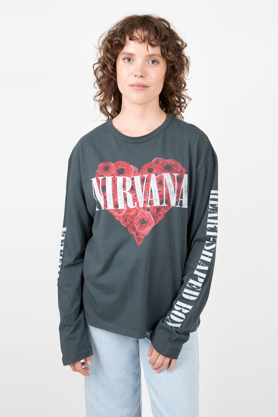 Daydreamer-Nirvana-Flower-Heart-Crew-Long-Sleeve-Tee-Vintage-Black