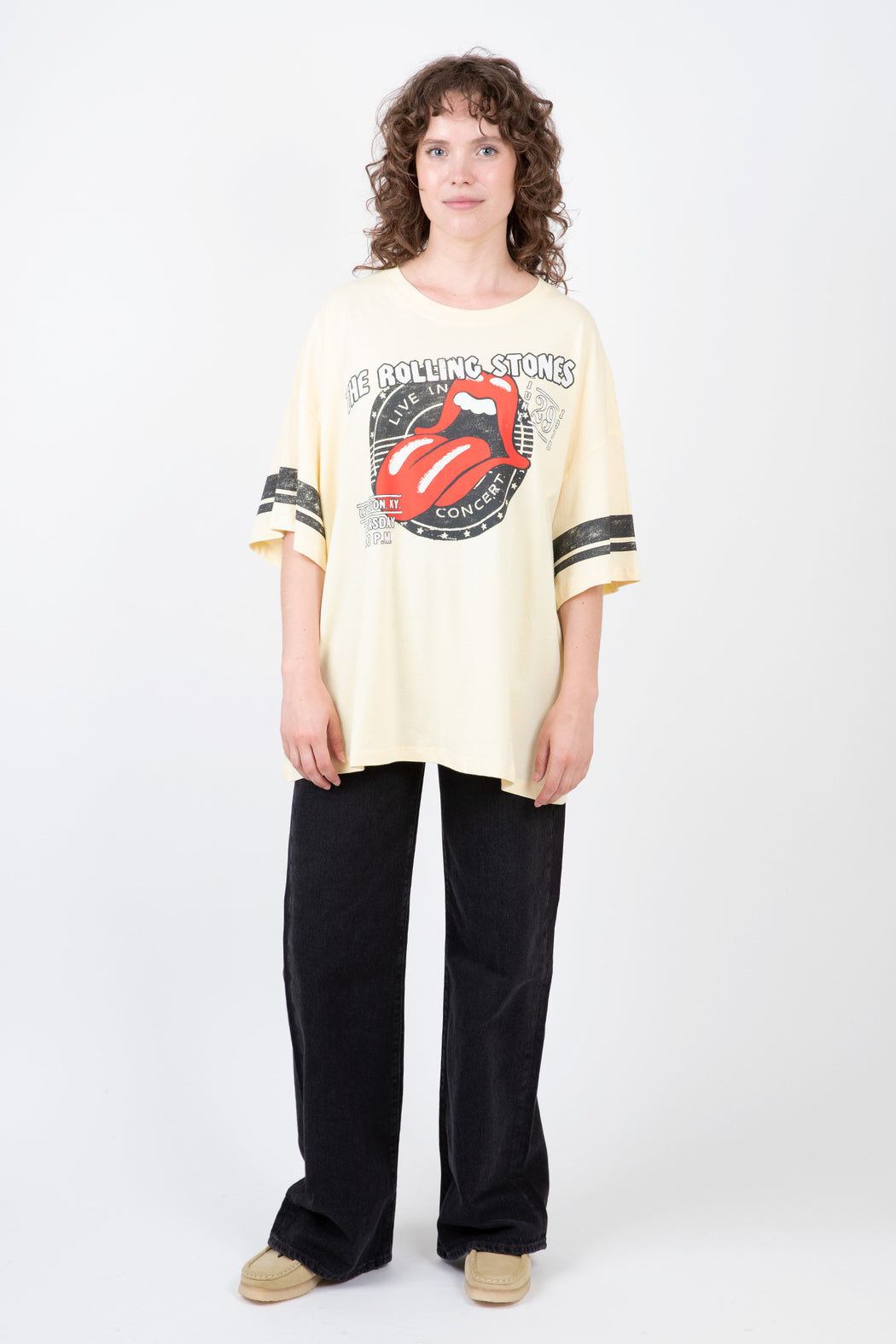    Daydreamer-Rolling-Stones-Concert-Stamp-OS-Tee-Yellow-Fizz
