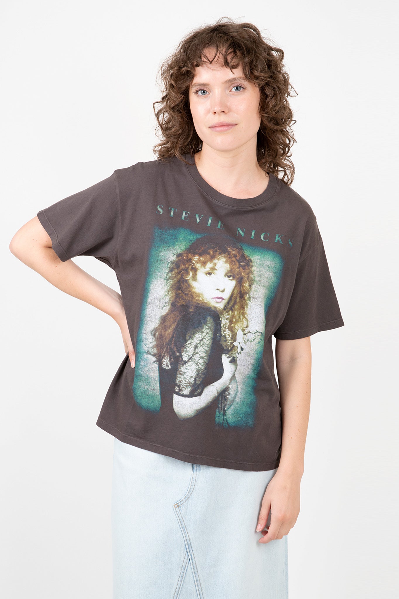 Daydreamer-Stevie-Nicks-Photo-Boyfriend-Tee-Washed-Black
