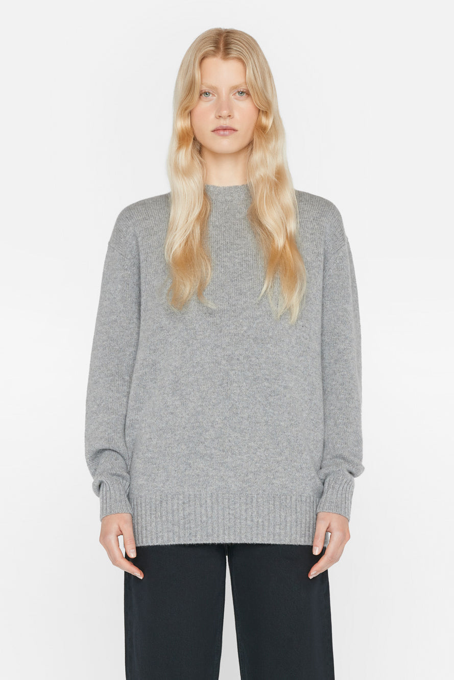    FRAME-Boyfriend-Cashmere-Crew-Gris-Heather