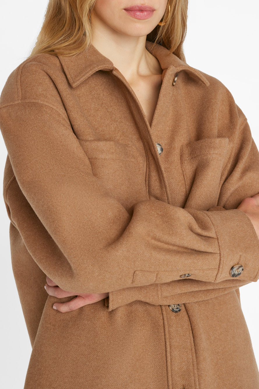FRAME-Oversized-Trucker-Shirt-Jacket-Light-Camel