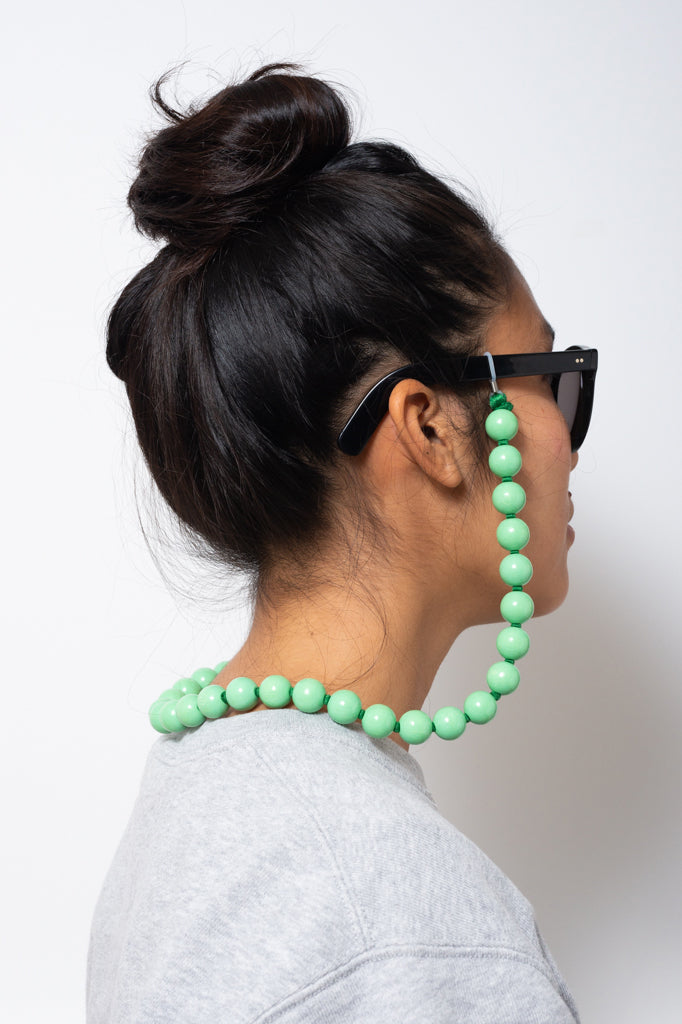 Ina-Seifart-Brillenkette-Big-Pastel-Green