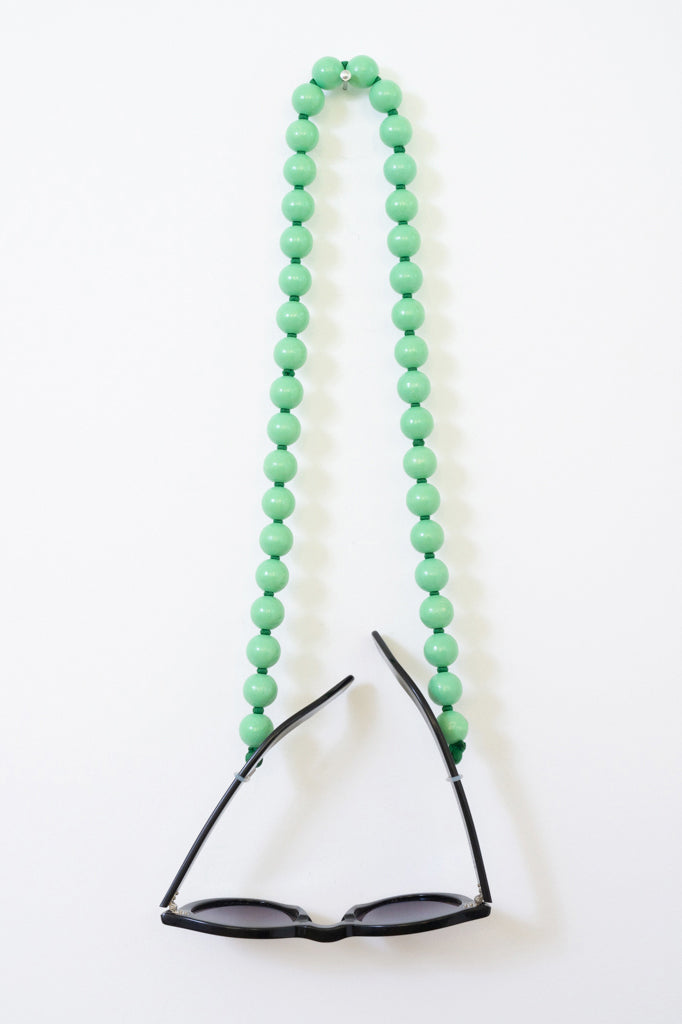 Ina-Seifart-Brillenkette-Big-Pastel-Green