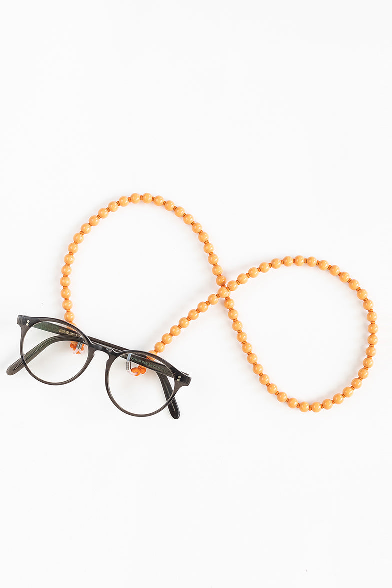 Ina-Seifart-Brillenkette-Peach