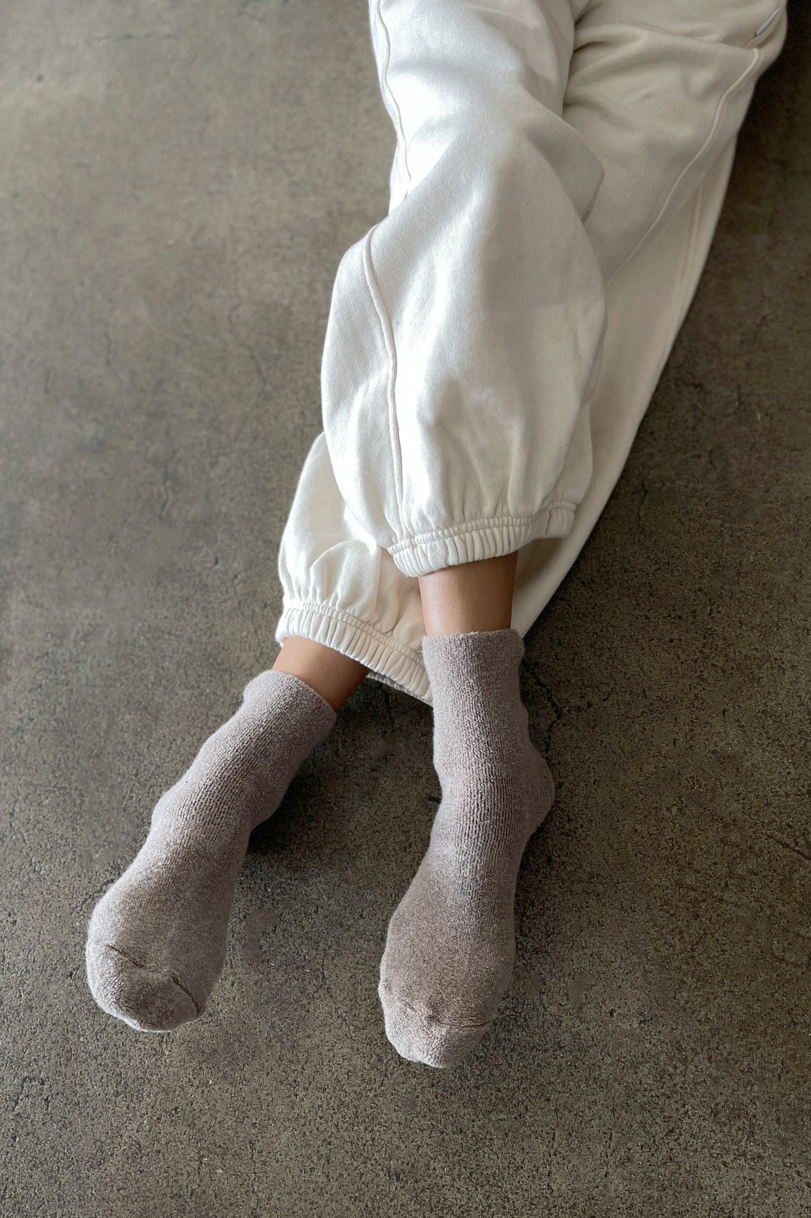    Le-Bon-Shoppe-Cloud-Socks-Frappe
