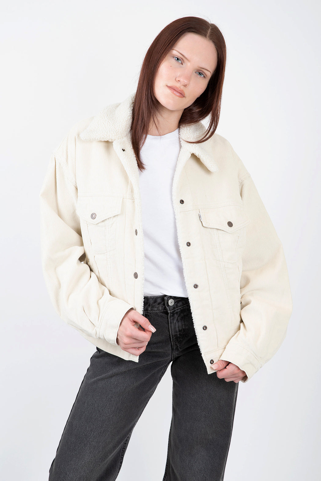 Levis-90s-Sherpa-Trucker-Jacket-Almond-Milk