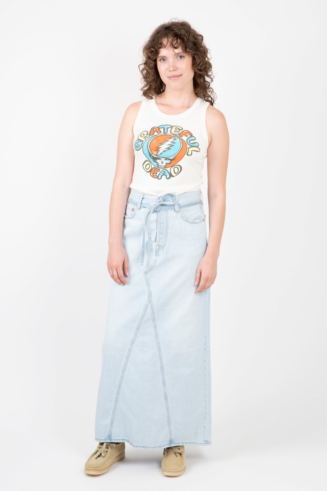 Levis-Iconic-Long-Skirt-Light-Indigo-Worn-In