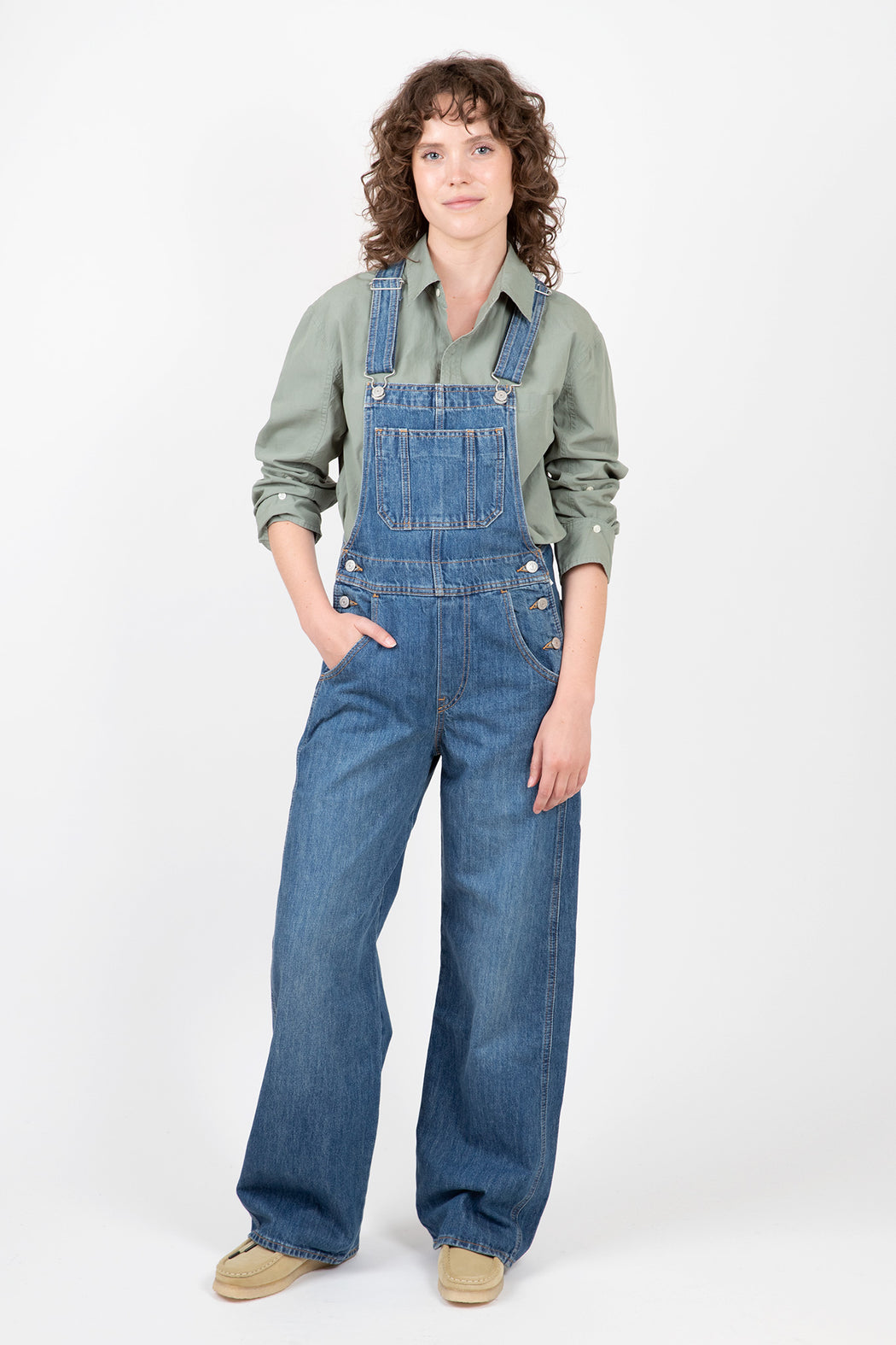 Levis-Utility-Loose-Overall-In-the-bag
