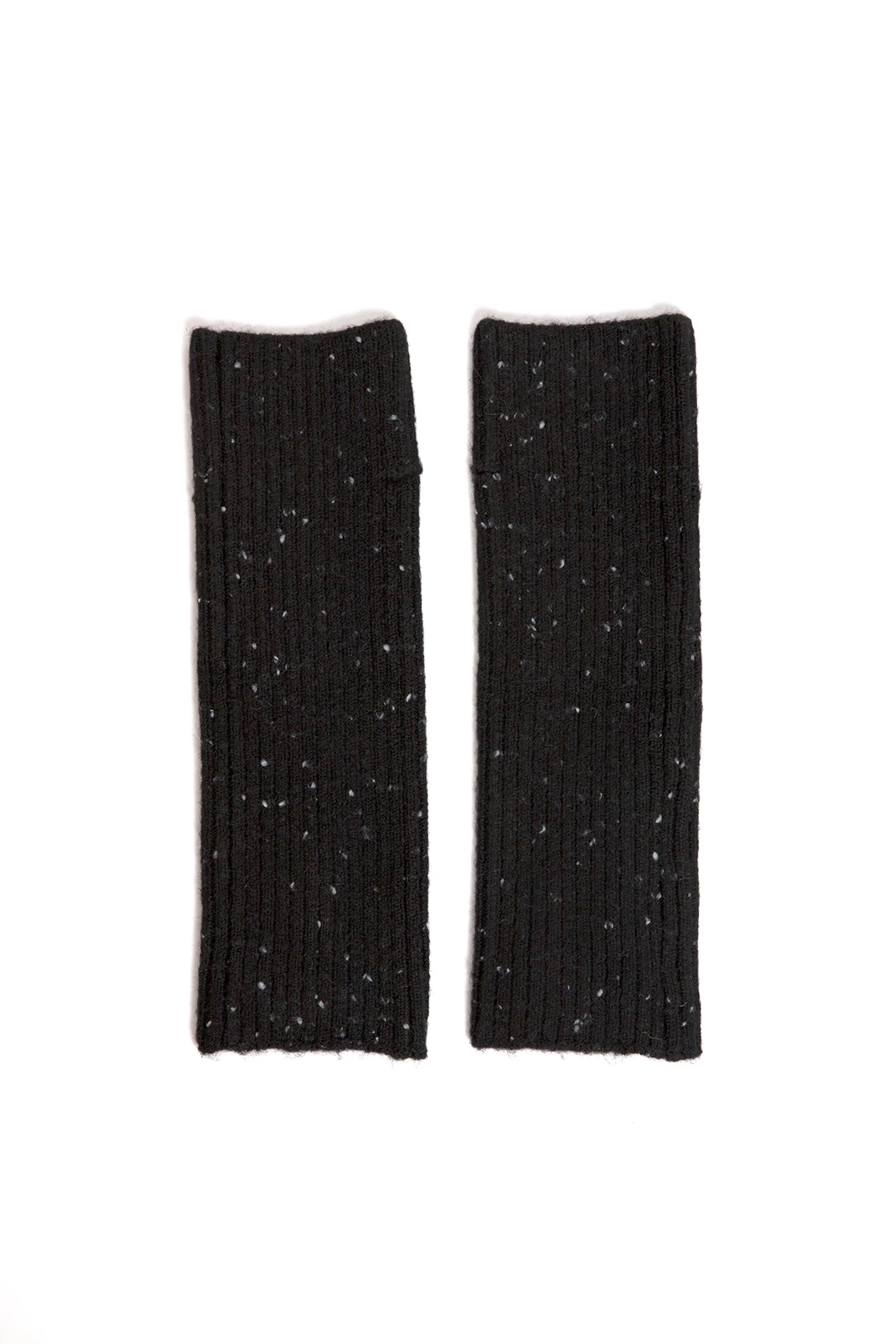 Lyla-Luxe-Arm-Warmers-Black-Fleck