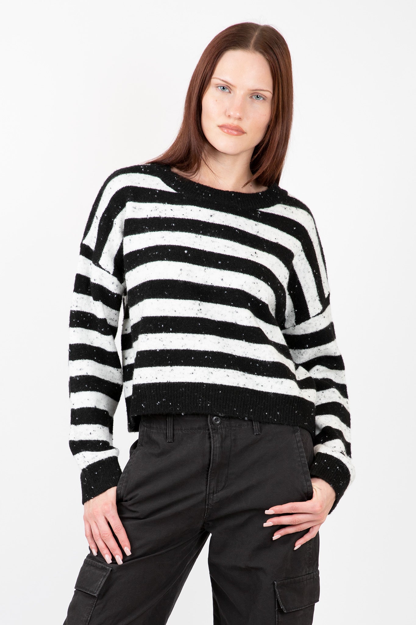   Lyla-Luxe-Jessie-Striped-Sweater-Black-White-Fleck