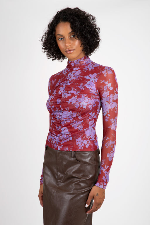No-6-Kara-Top-Rouge-Parisienne