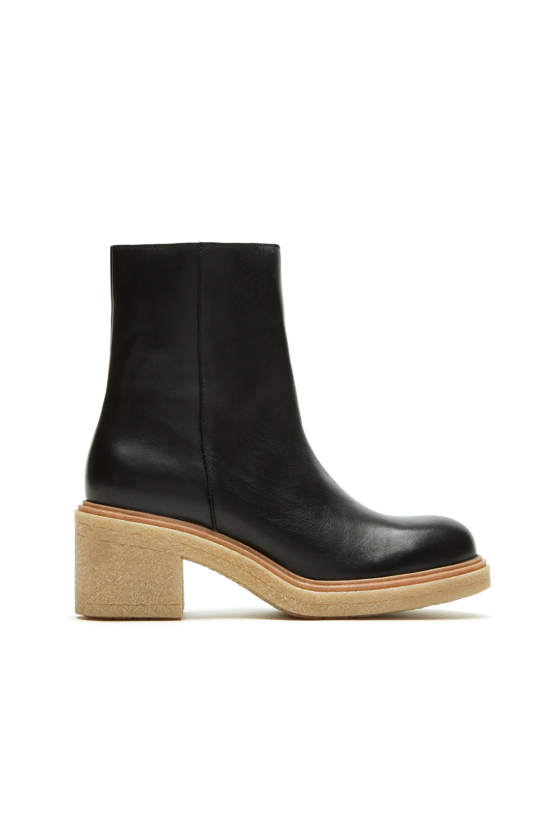    Sister-Soeur-Rose-Black-Leather