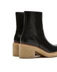   Sister-Soeur-Rose-Black-Leather