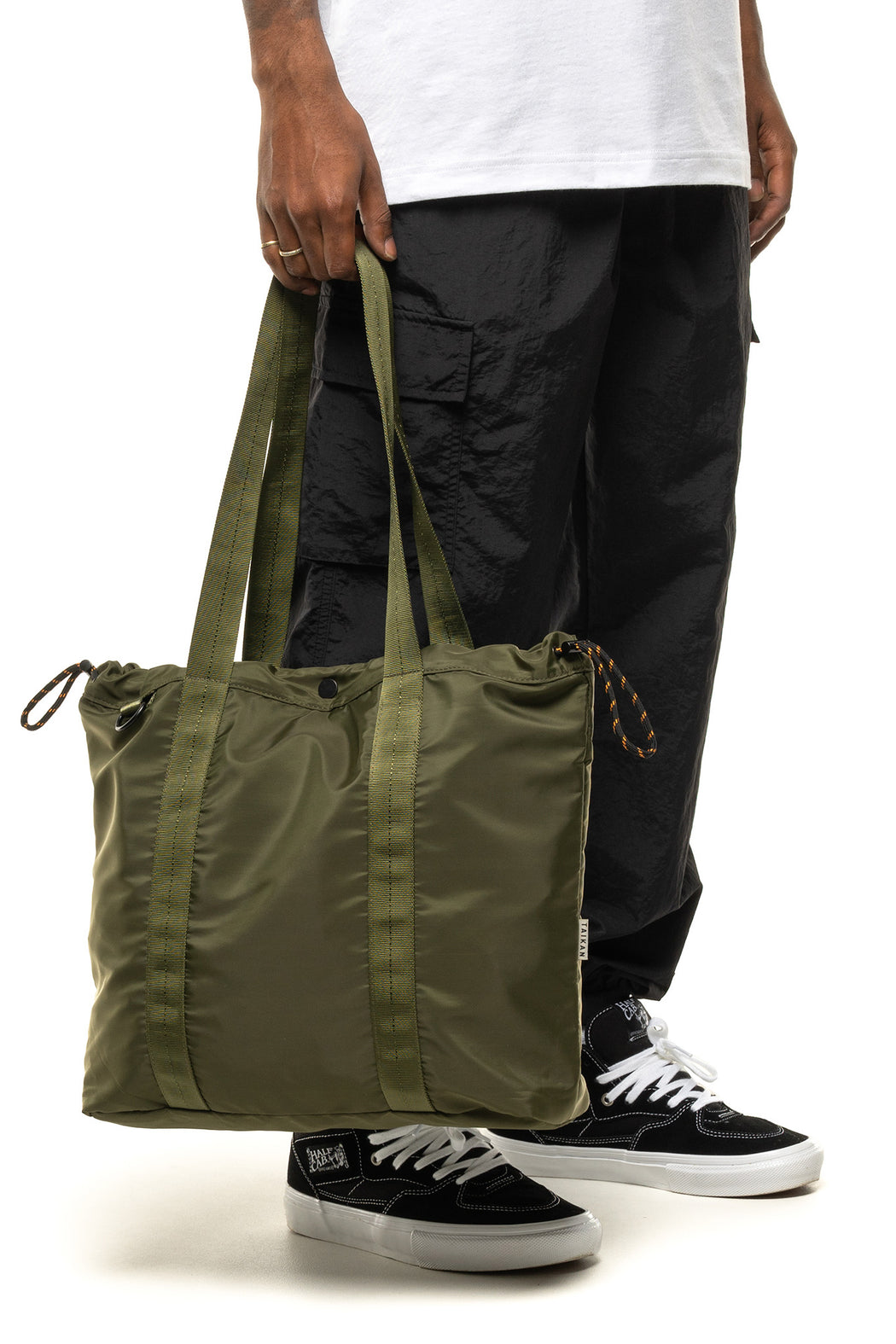TAIKAN-Flanker-Olive