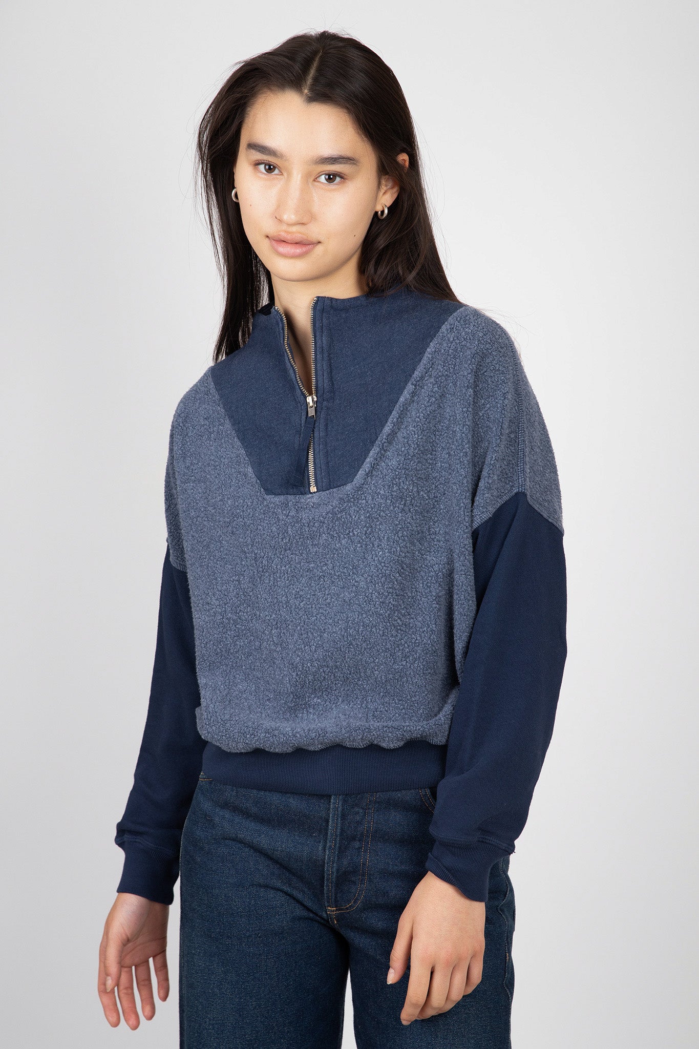 The-Great-The-Trail-Sweatshirt-Navy