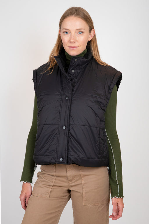 Velvet-Alicia-Reversible-Puffer-Sherpa-Vest-Black