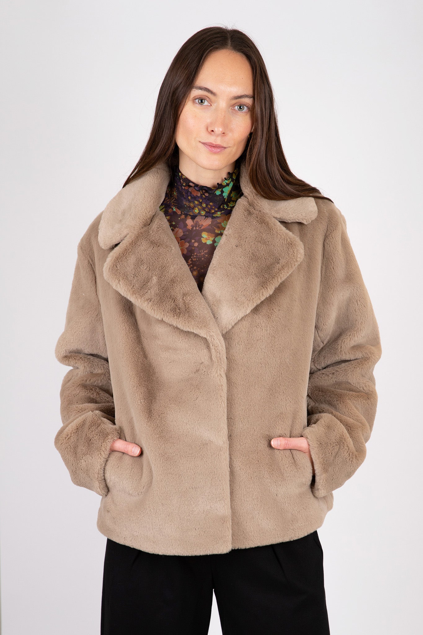 Velvet-Raquel-Faux-Lux-Fur-Jacket-Cafe