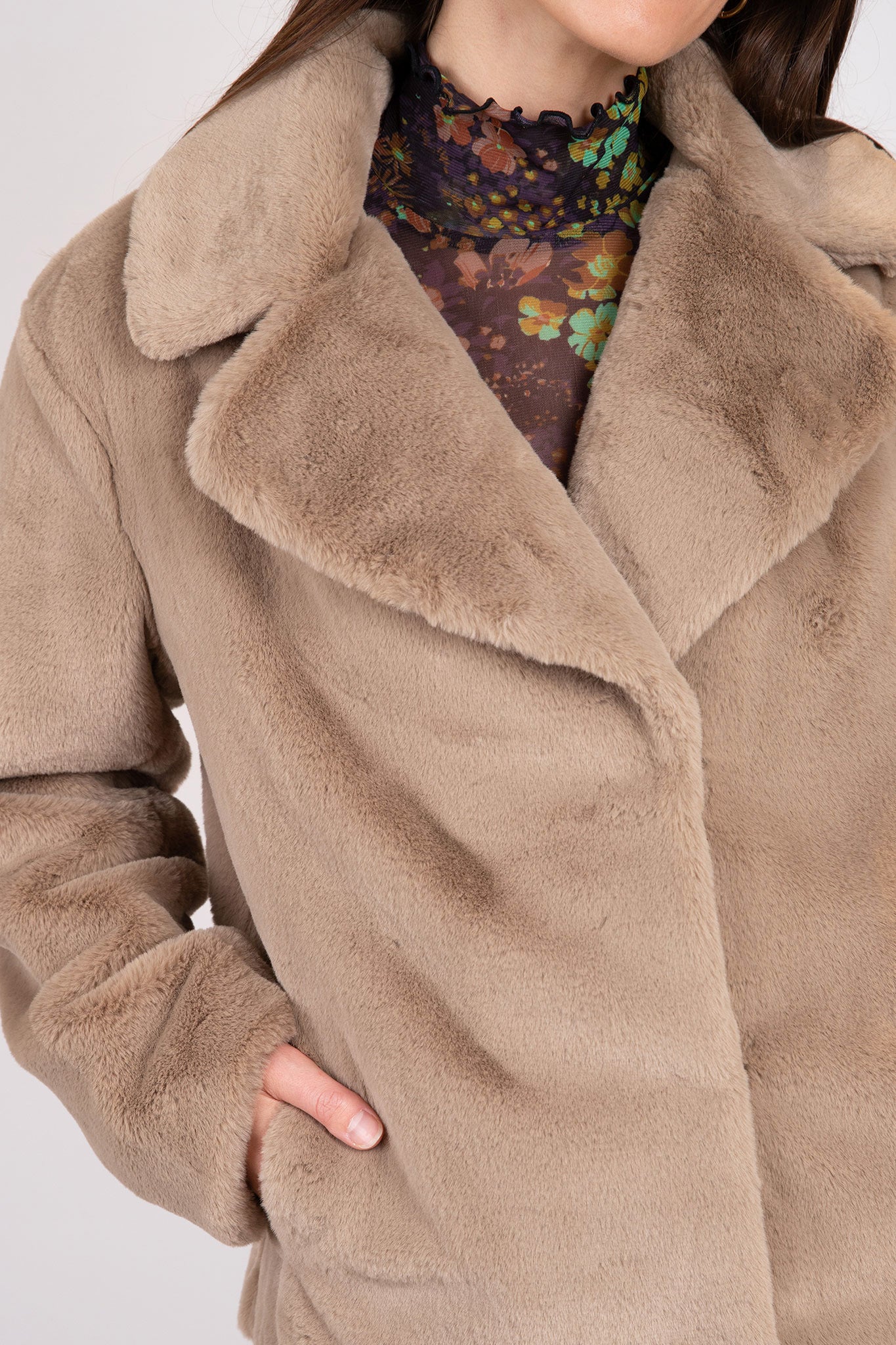 Velvet-Raquel-Faux-Lux-Fur-Jacket-Cafe