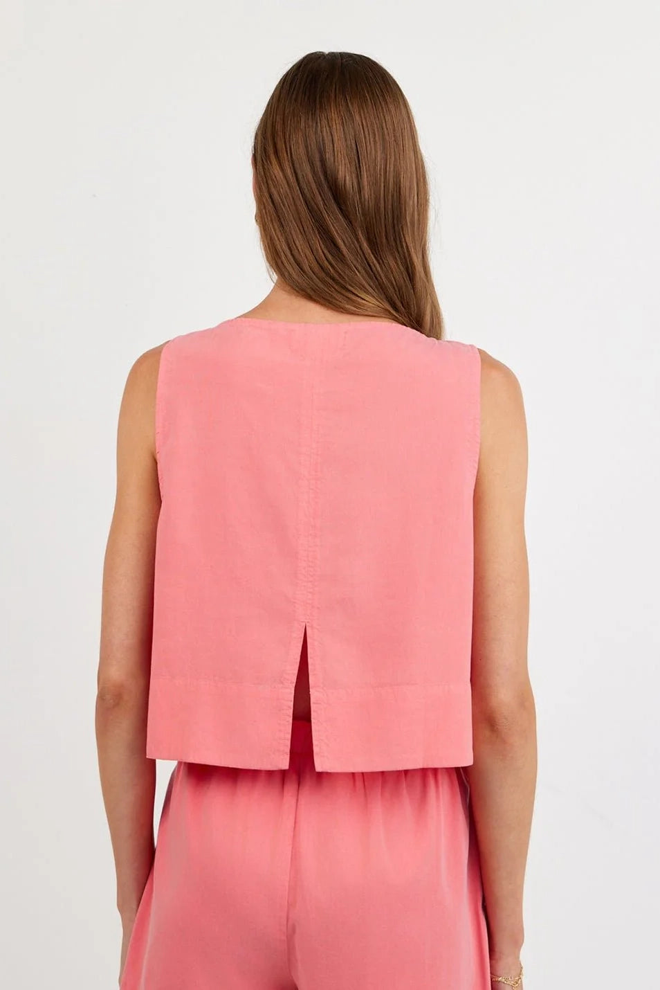 Sleeveless Boat Neck Split Back