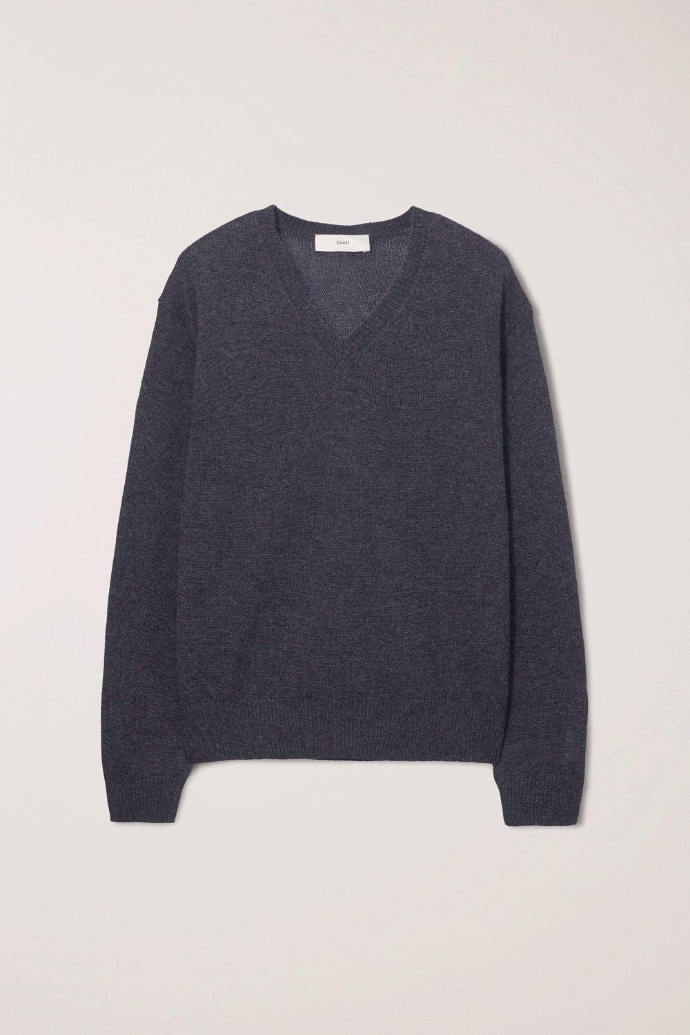 Unisex Cashmere V-Neck Sweater Sweaters &amp; Knits Dunst