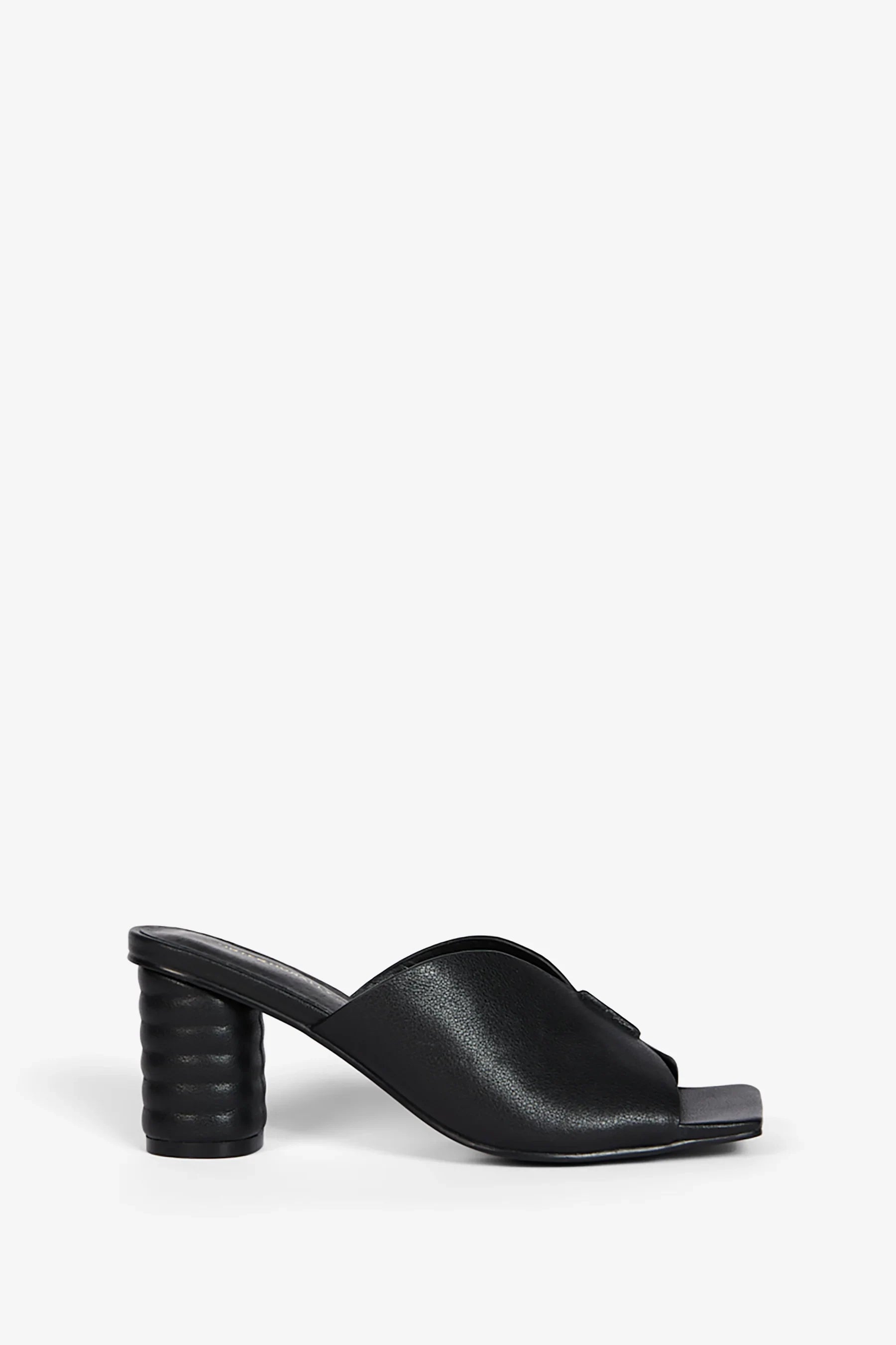 Kamika Heel Footwear Intentionally Blank