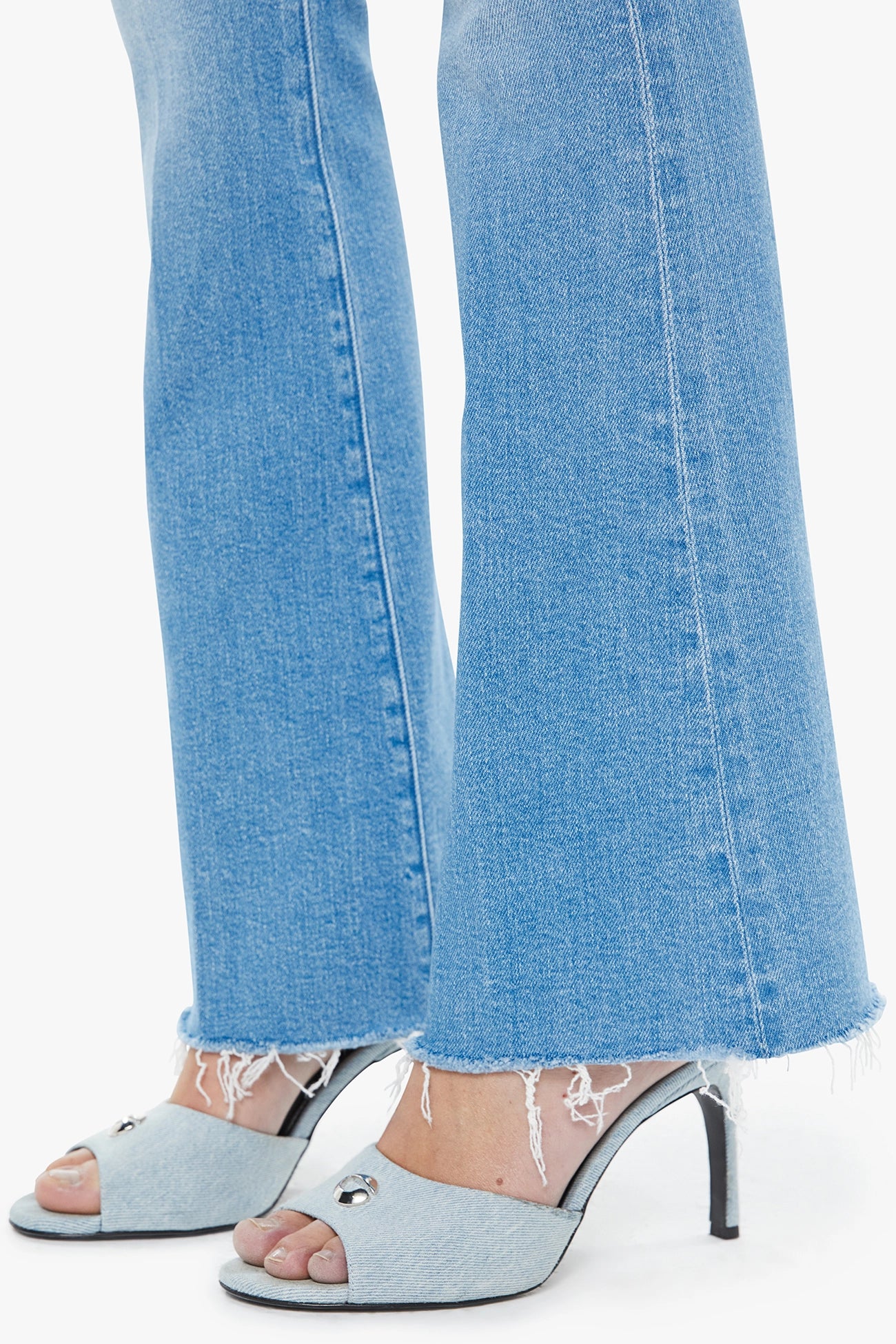 The Weekender Fray Pants MOTHER