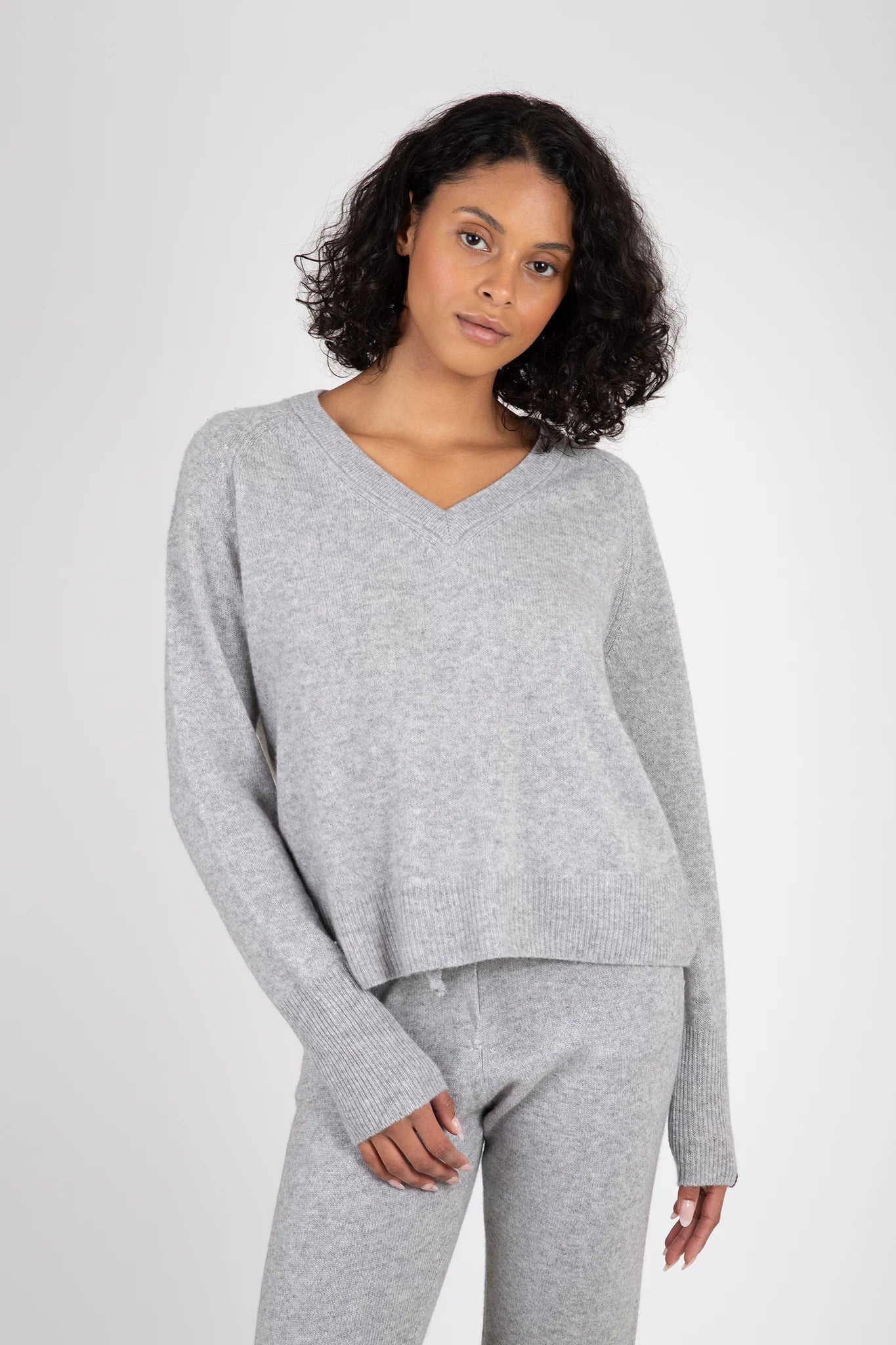 Sloane Cashmere V-Neck Sweaters &amp; Knits One Grey Day   