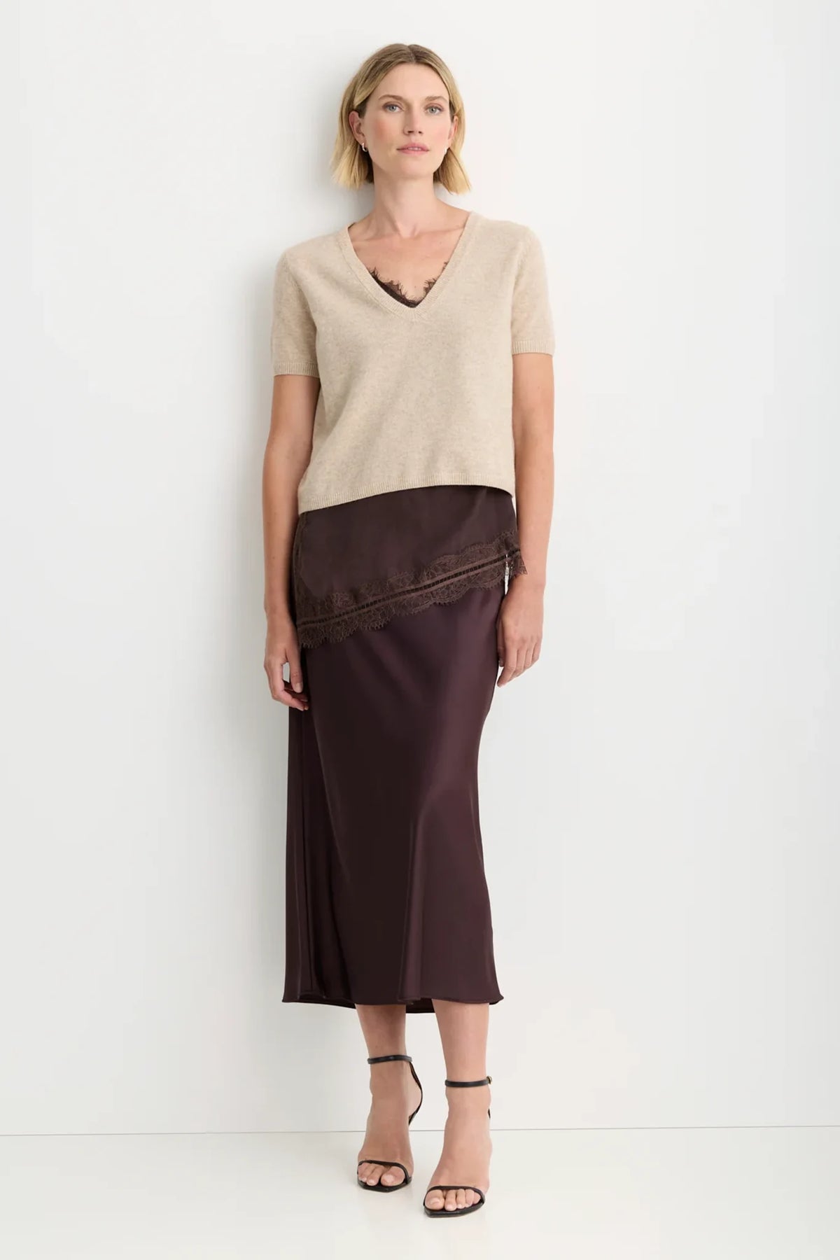 Kadri Cashmere V Neck Tee Sweaters & Knits One Grey Day