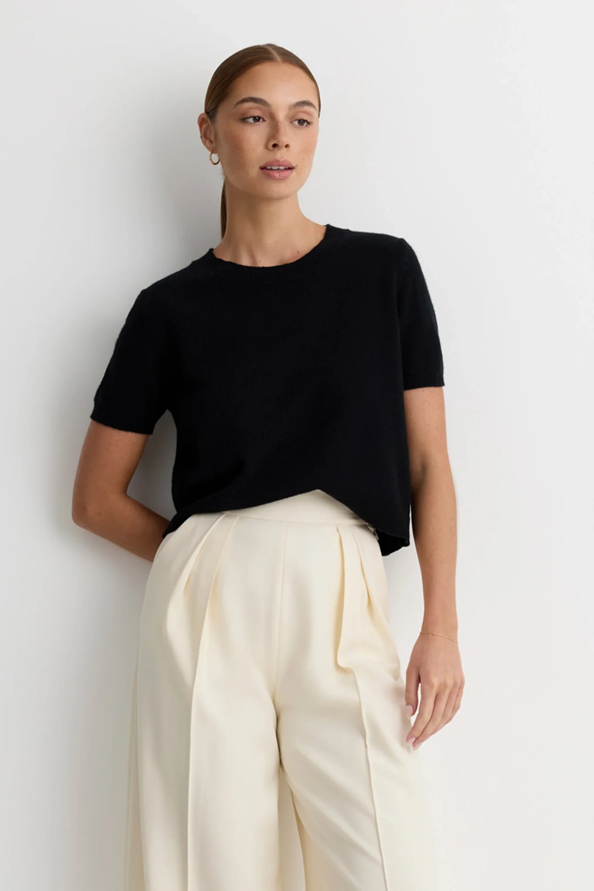 Kadri Cashmere Crew Tee Sweaters & Knits One Grey Day