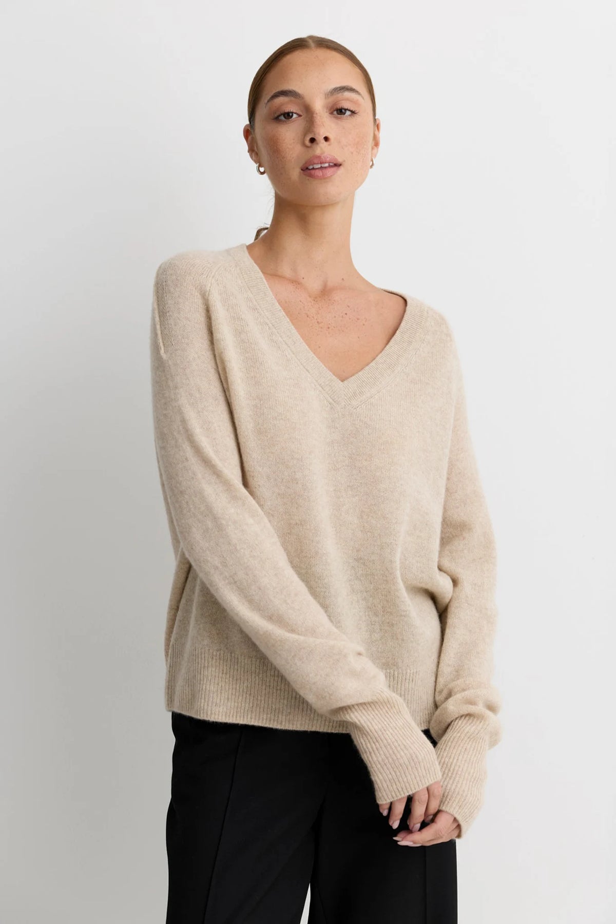 Sloane Cashmere Cardigan Sweaters &amp; Knits One Grey Day