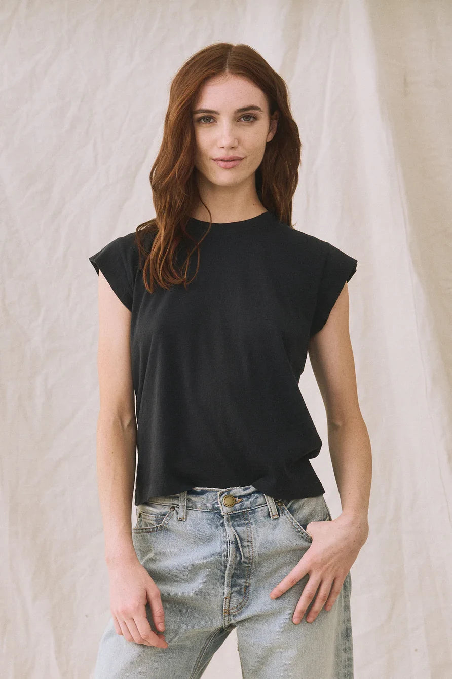 The Peak Shoulder Tee T-Shirts The Great