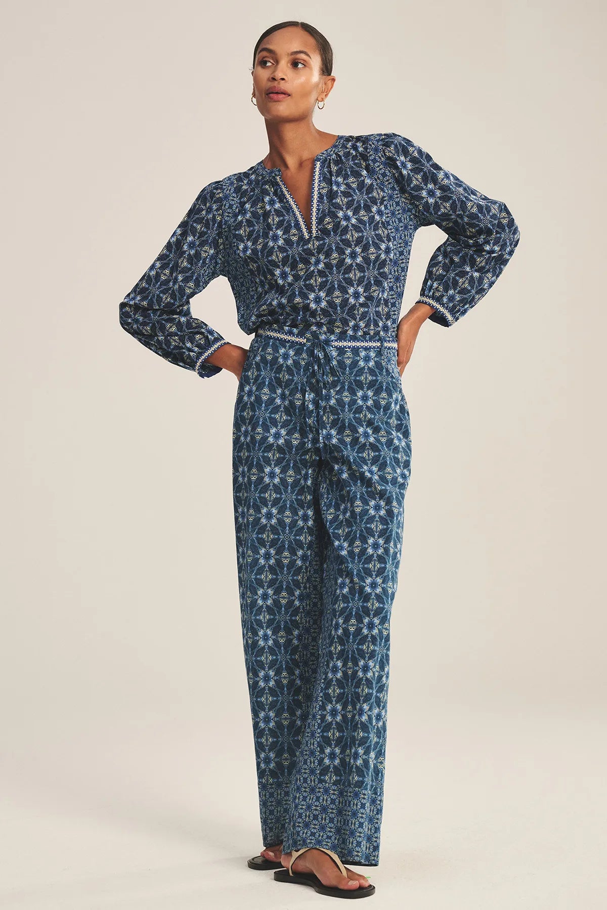 Kendra Pant Pants Velvet by Graham &amp; Spencer