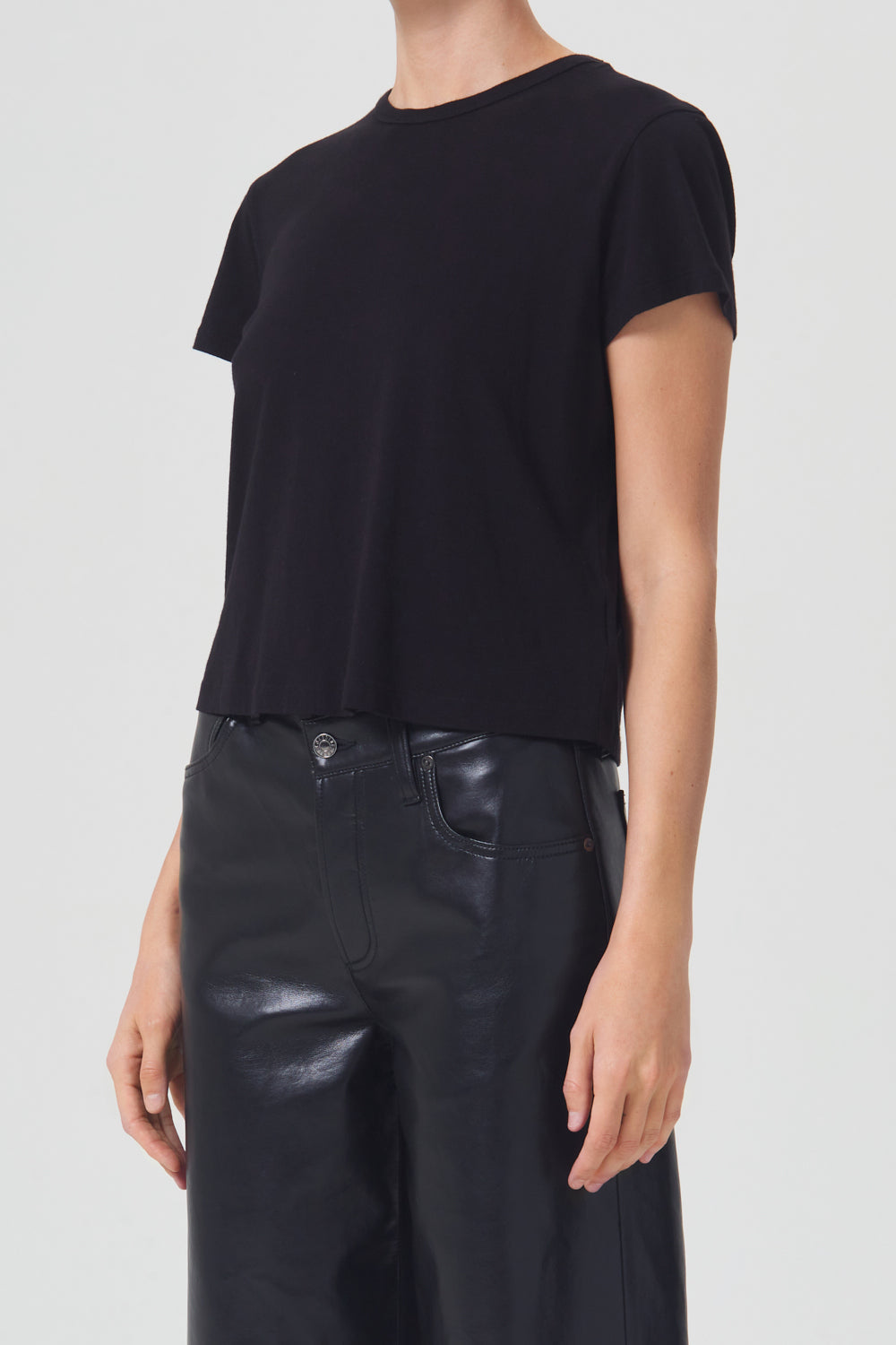 AGOLDE-Drew-Tee-Black