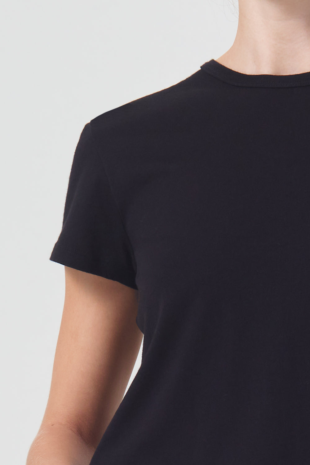 AGOLDE-Drew-Tee-Black