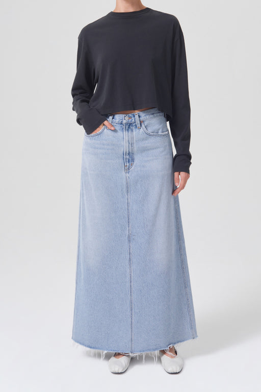 AGOLDE-Hilla-Skirt-Practice