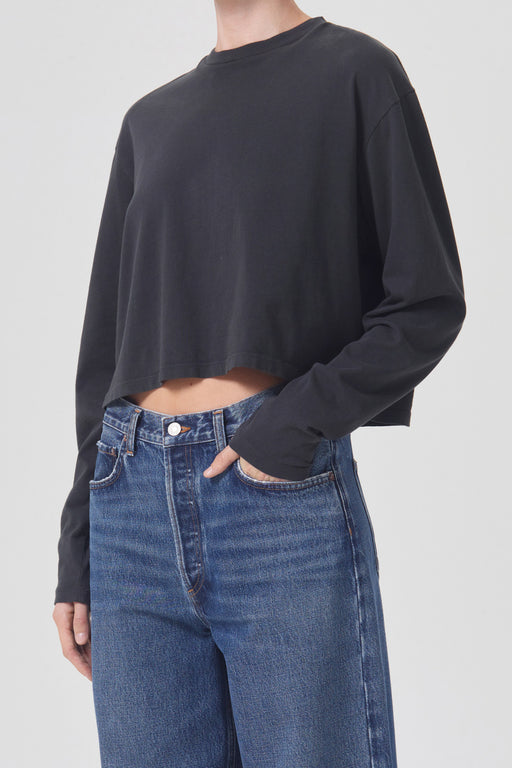 AGOLDE-Mason-Crop-Tee-Marker