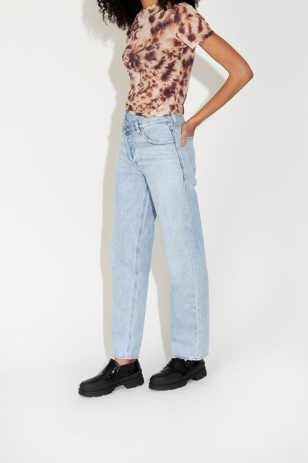 Agolde Criss Cross Upsized Jean in Suburbia