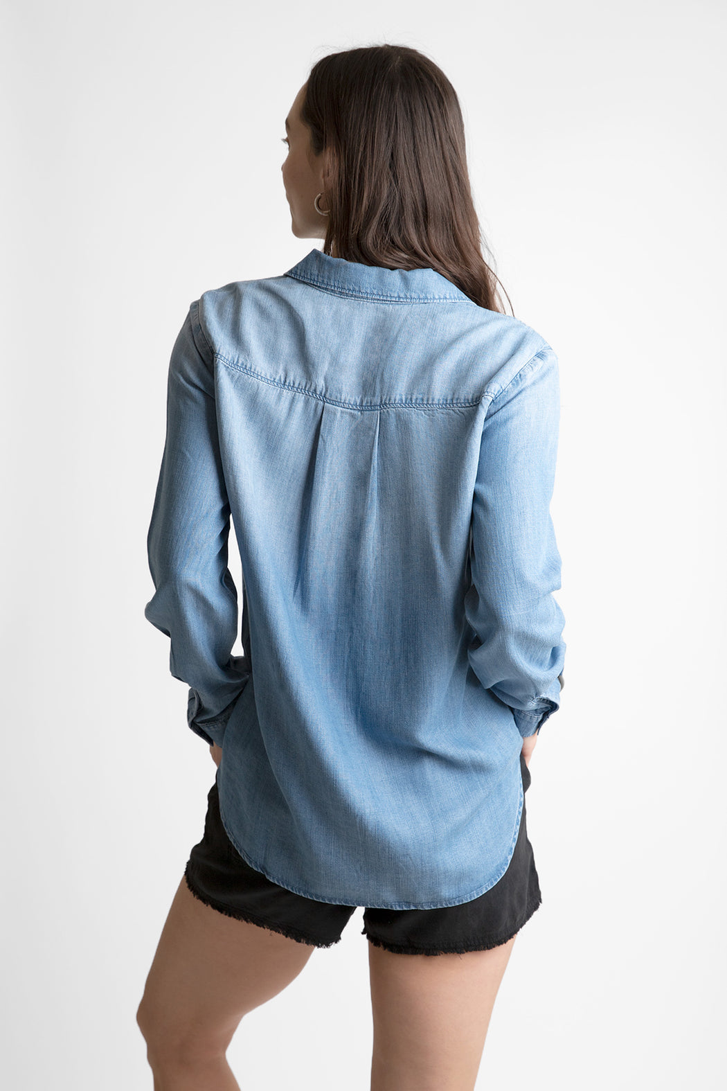 Bella-Dahl-Pismo-Two-Pocket-Top-Medium-Ombre-Wash