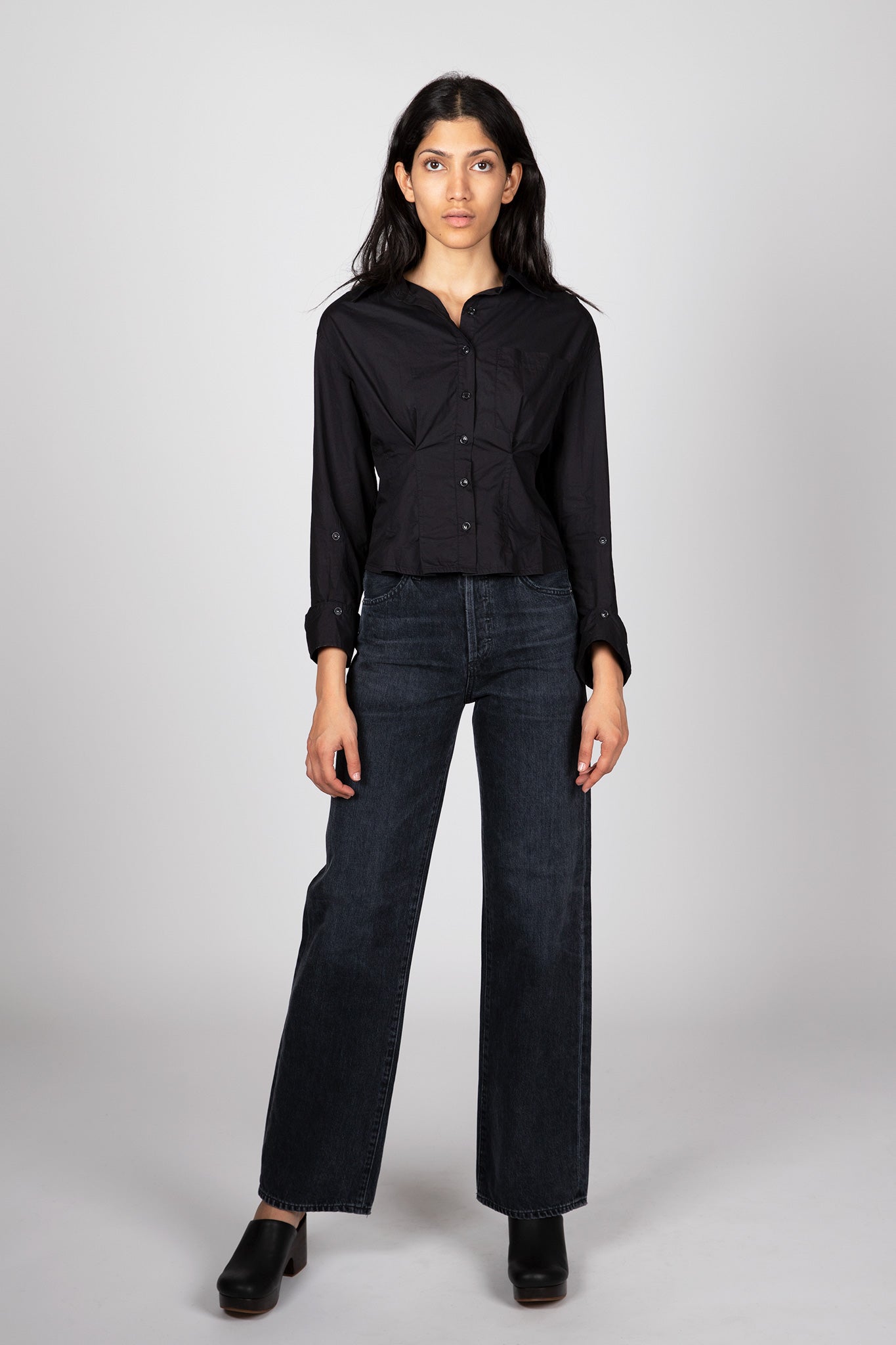 Citizens-of-Humanity-Annina-High-Rise-Wide-Leg-Fade-to-Black