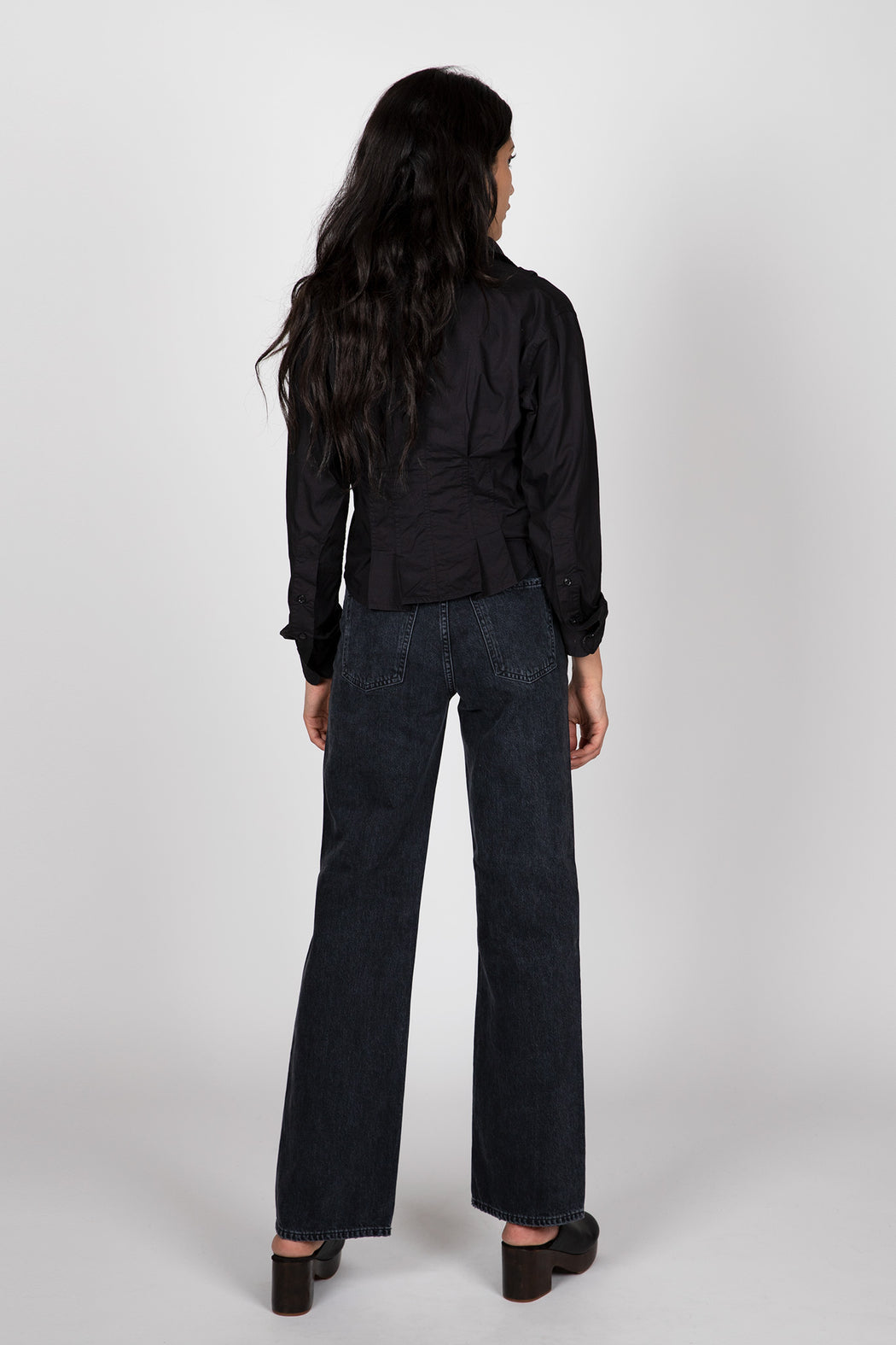 Citizens-of-Humanity-Annina-High-Rise-Wide-Leg-Fade-to-Black