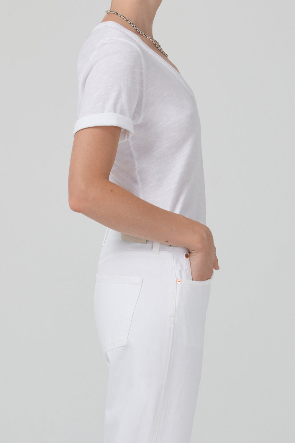 Cecilie Relaxed V-Neck