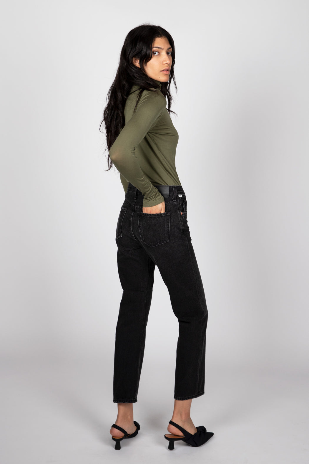 Citizens-of-Humanity-Neve-Low-Slung-Relaxed-Jean-Obsidian